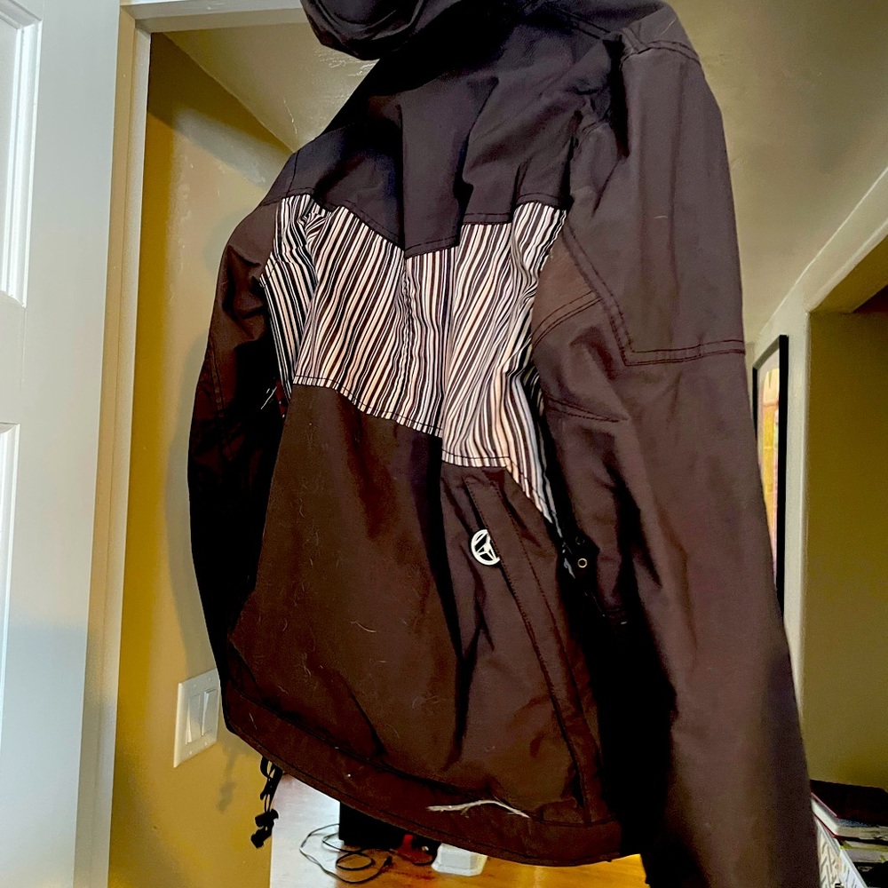 Section Snow Jacket - Picture 2 of 3